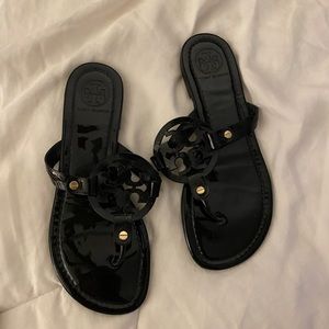 Tory Burch black shiny leather sandal